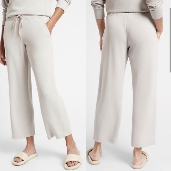 Athleta Seasoft Straight Crop Pant Abalone Grey Beige - Picture 1 of 9